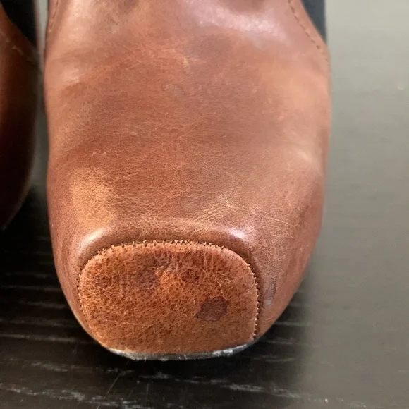 JESSICA SIMPSON distressed leather ankle bootie - Picture 9 of 16